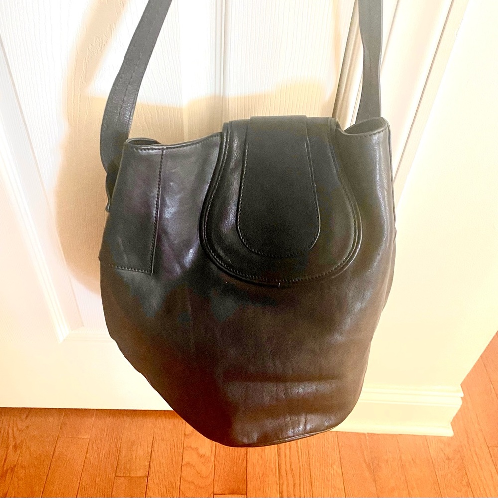 Hogan Black Leather Bucket Bag - Picture 5 of 12